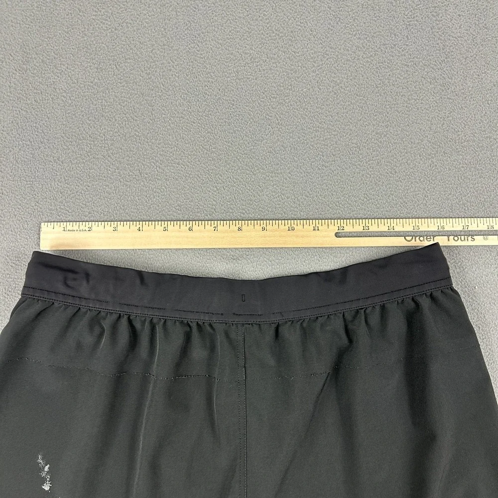 Ten Thousand Shorts Mens Large Black‎ Athletic Running Zipper Pocket Reflective